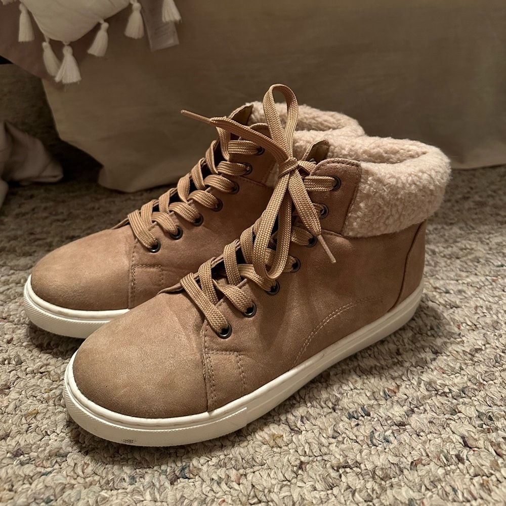 Cliffs by White Mountain Beige Fuzzy Sneaker